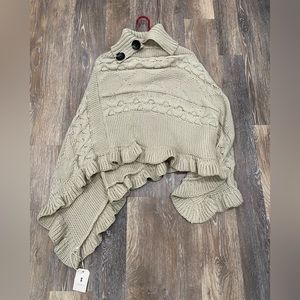 NWT, Simonetta poncho/cape, One size fits most.